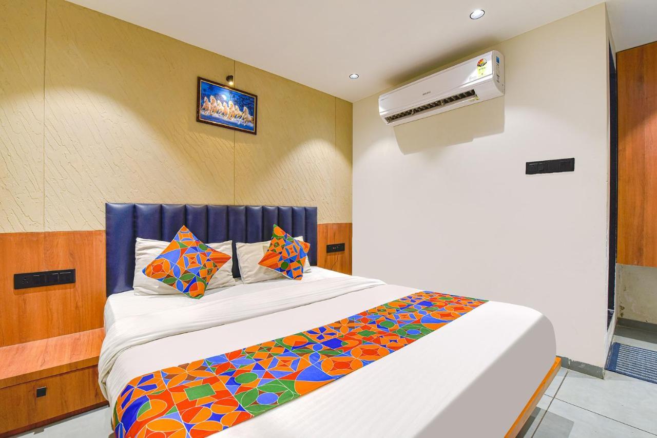 Fabhotel Udhna Inn, Near Udhna Junction Surat Exterior photo
