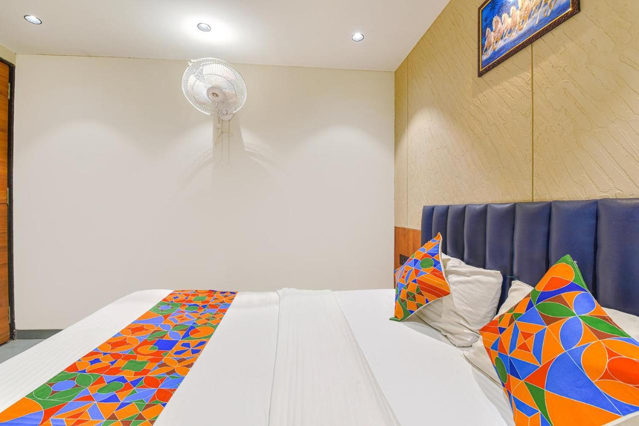 Fabhotel Udhna Inn, Near Udhna Junction Surat Exterior photo
