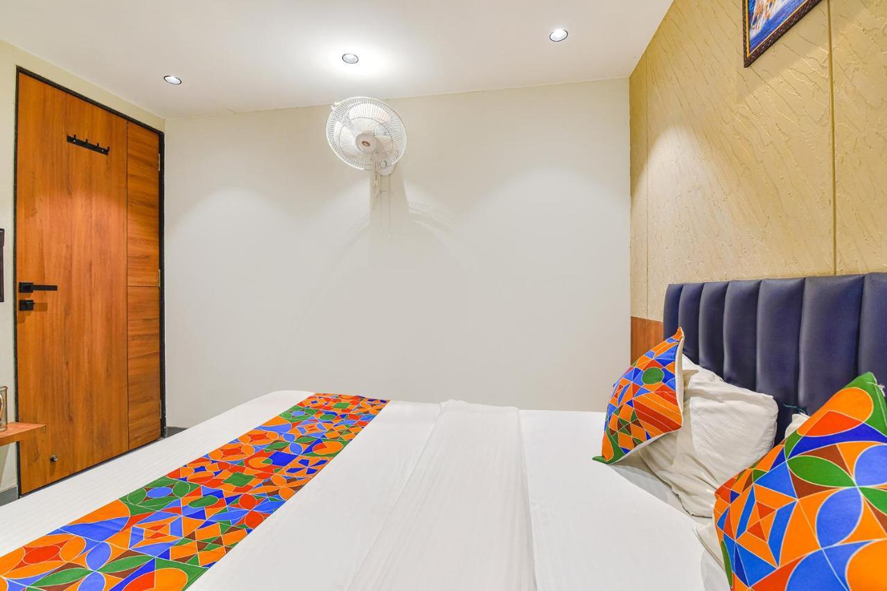 Fabhotel Udhna Inn, Near Udhna Junction Surat Exterior photo