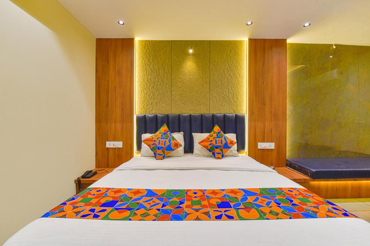 Fabhotel Udhna Inn, Near Udhna Junction Surat Exterior photo