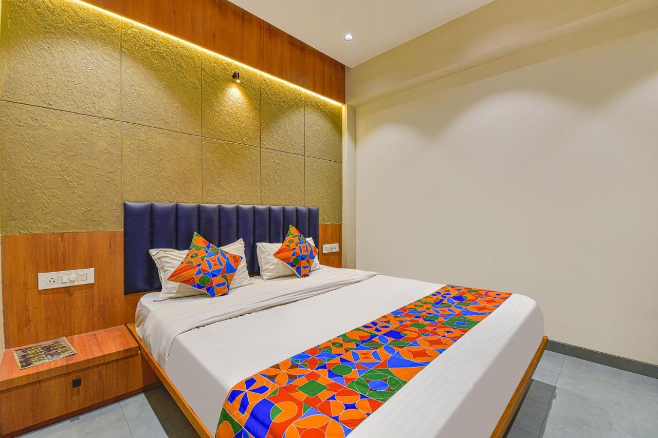 Fabhotel Udhna Inn, Near Udhna Junction Surat Exterior photo
