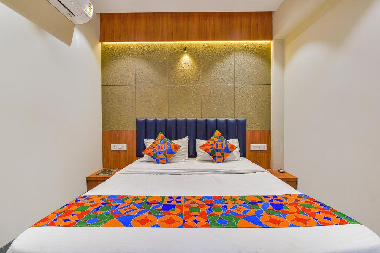 Fabhotel Udhna Inn, Near Udhna Junction Surat Exterior photo