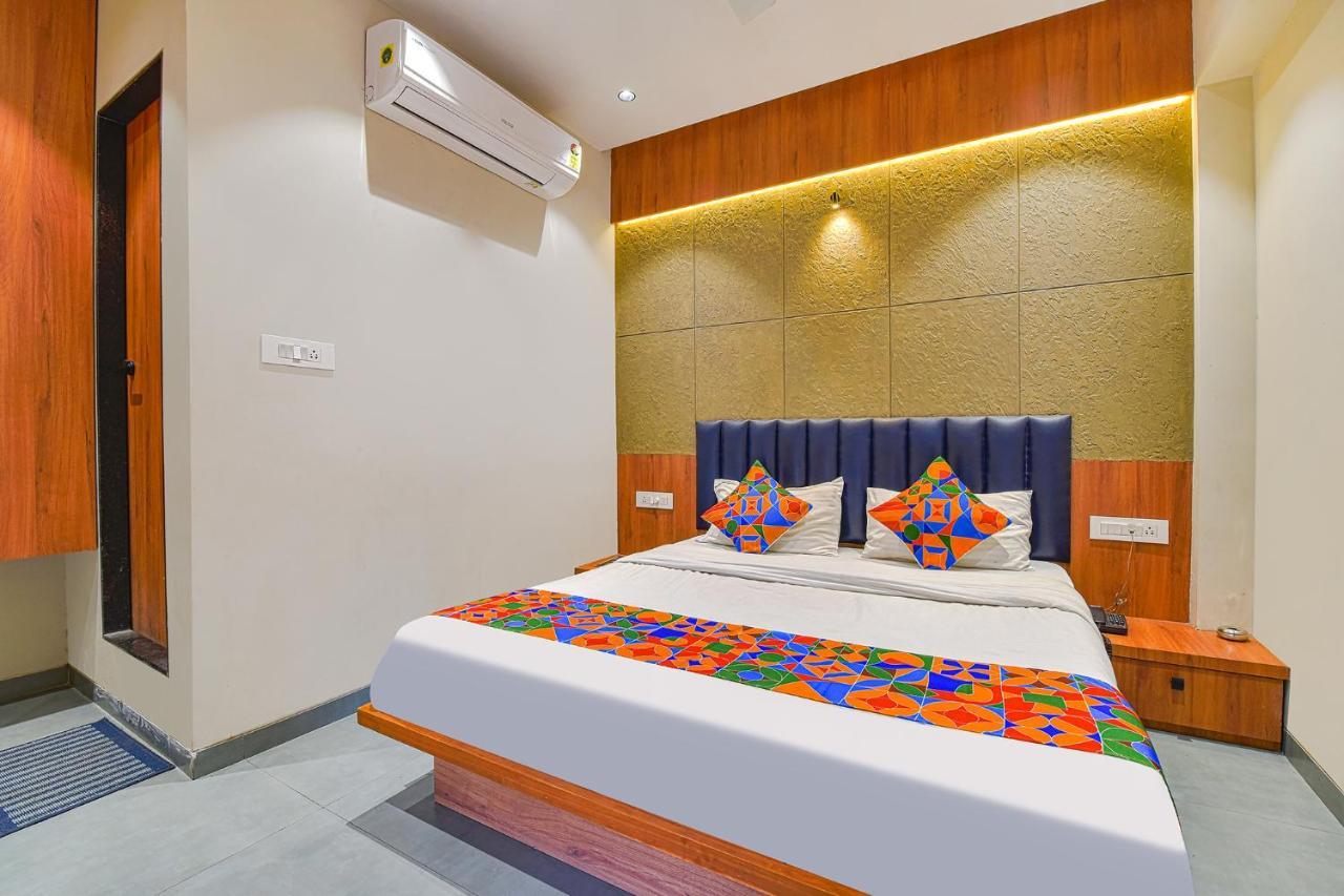 Fabhotel Udhna Inn, Near Udhna Junction Surat Exterior photo